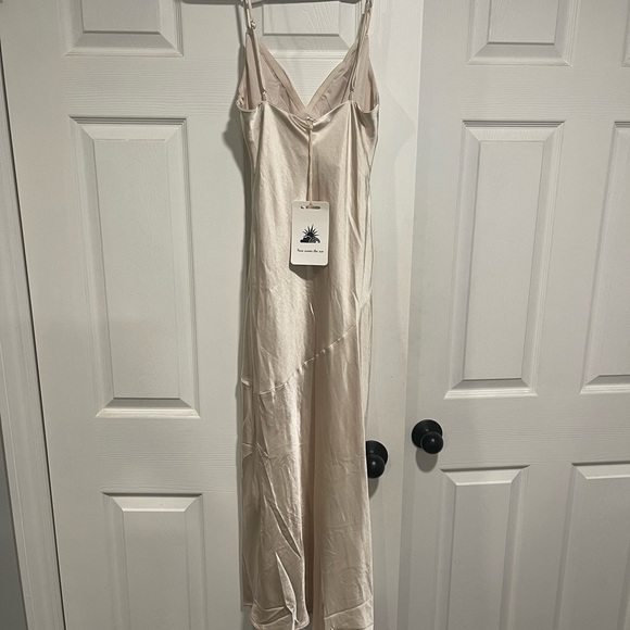 NWOT Hello Molly Asking for a Friend Midi Dress - Picture 5 of 6